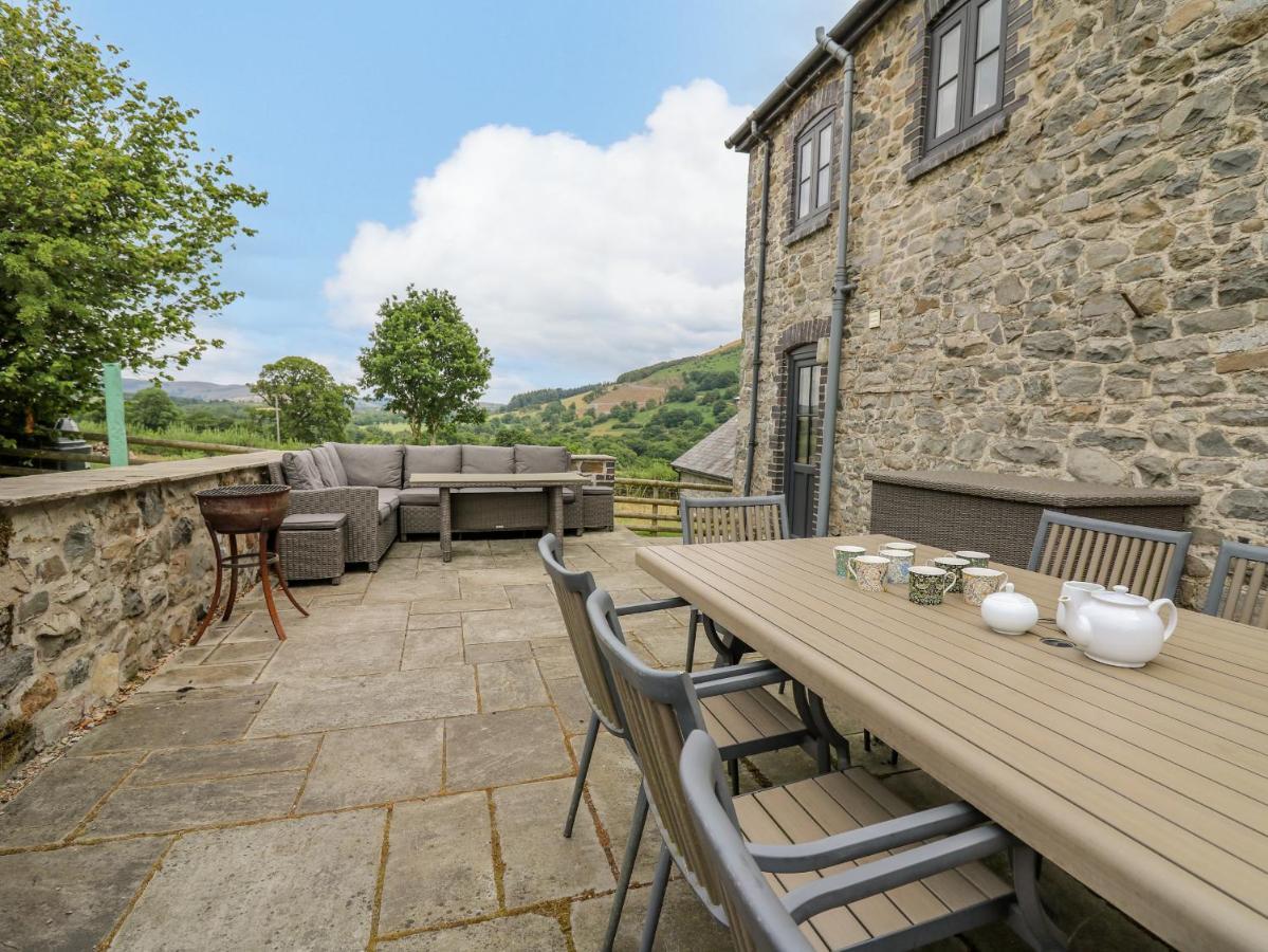 Byrdir Cottage Llanwrthwl Экстерьер фото