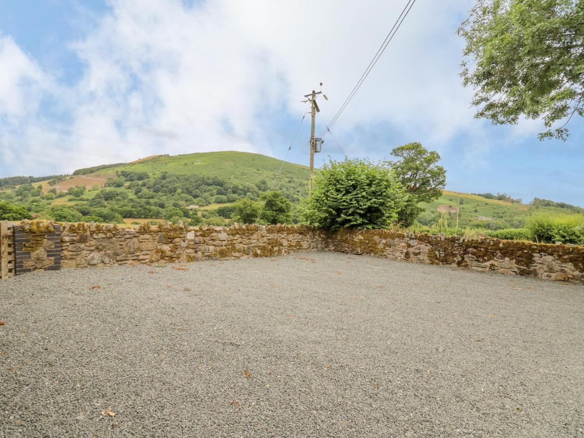 Byrdir Cottage Llanwrthwl Экстерьер фото