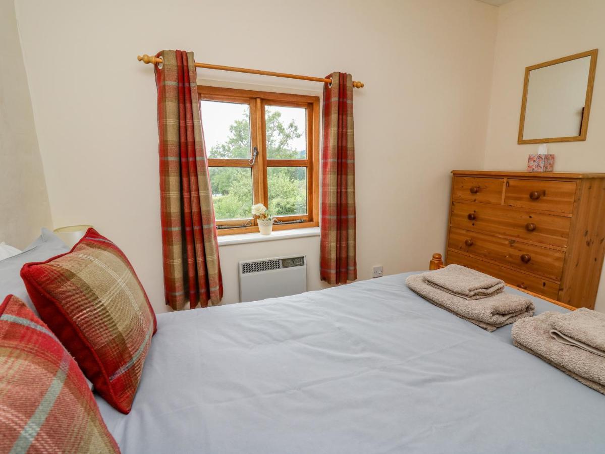 Byrdir Cottage Llanwrthwl Экстерьер фото